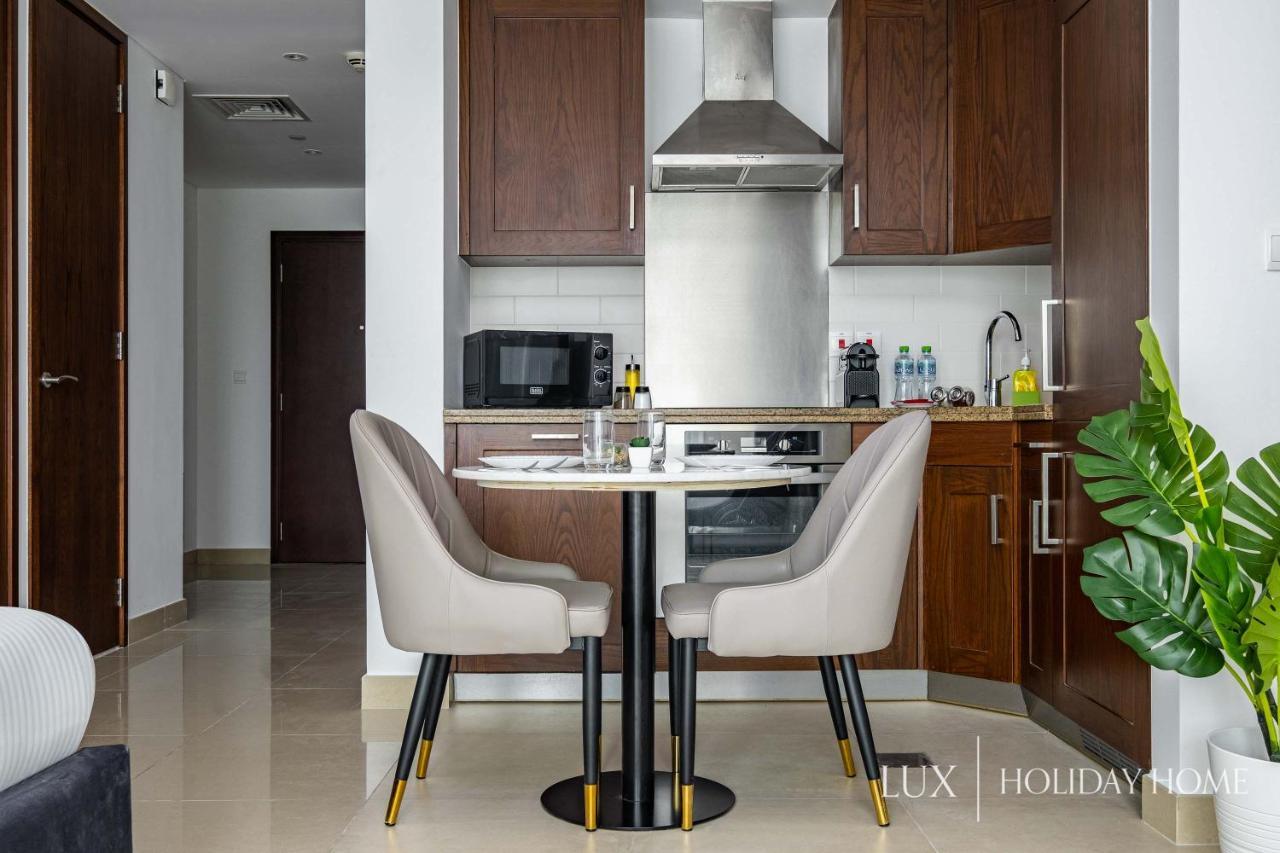 Lux - Executive Studio In Burj Khalifa District Apartment